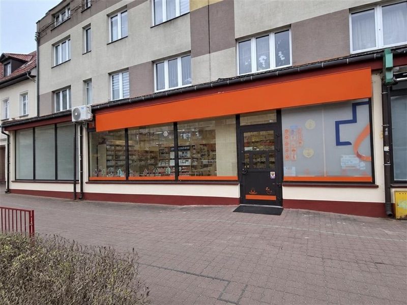 DOZ Apteka Dbam o Zdrowie Lafarma, sklep przy dworcu Nowa Sarzyna