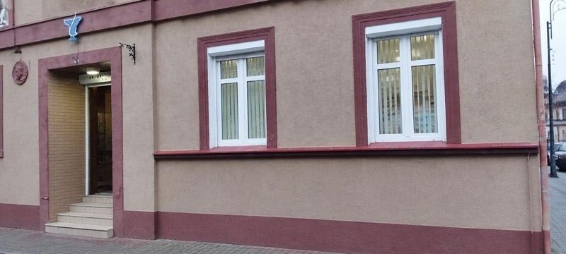 Apteka Pod Orłem Łozowicki K., sklep przy dworcu Nowa Sól