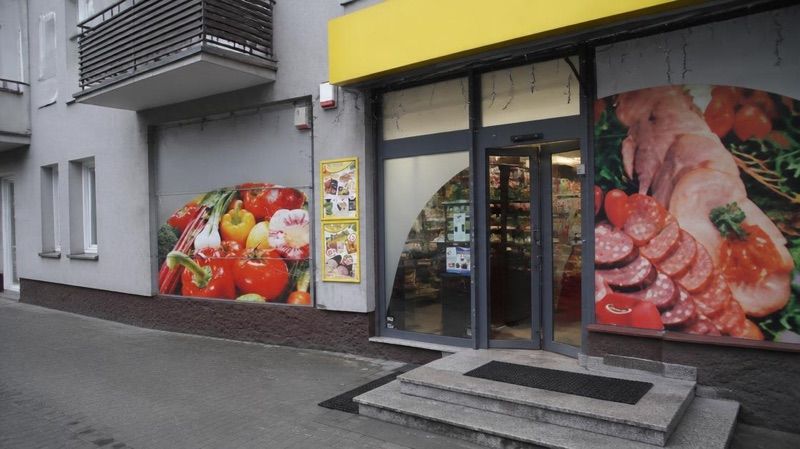 Lewiatan, sklep przy dworcu Olesno Śląskie