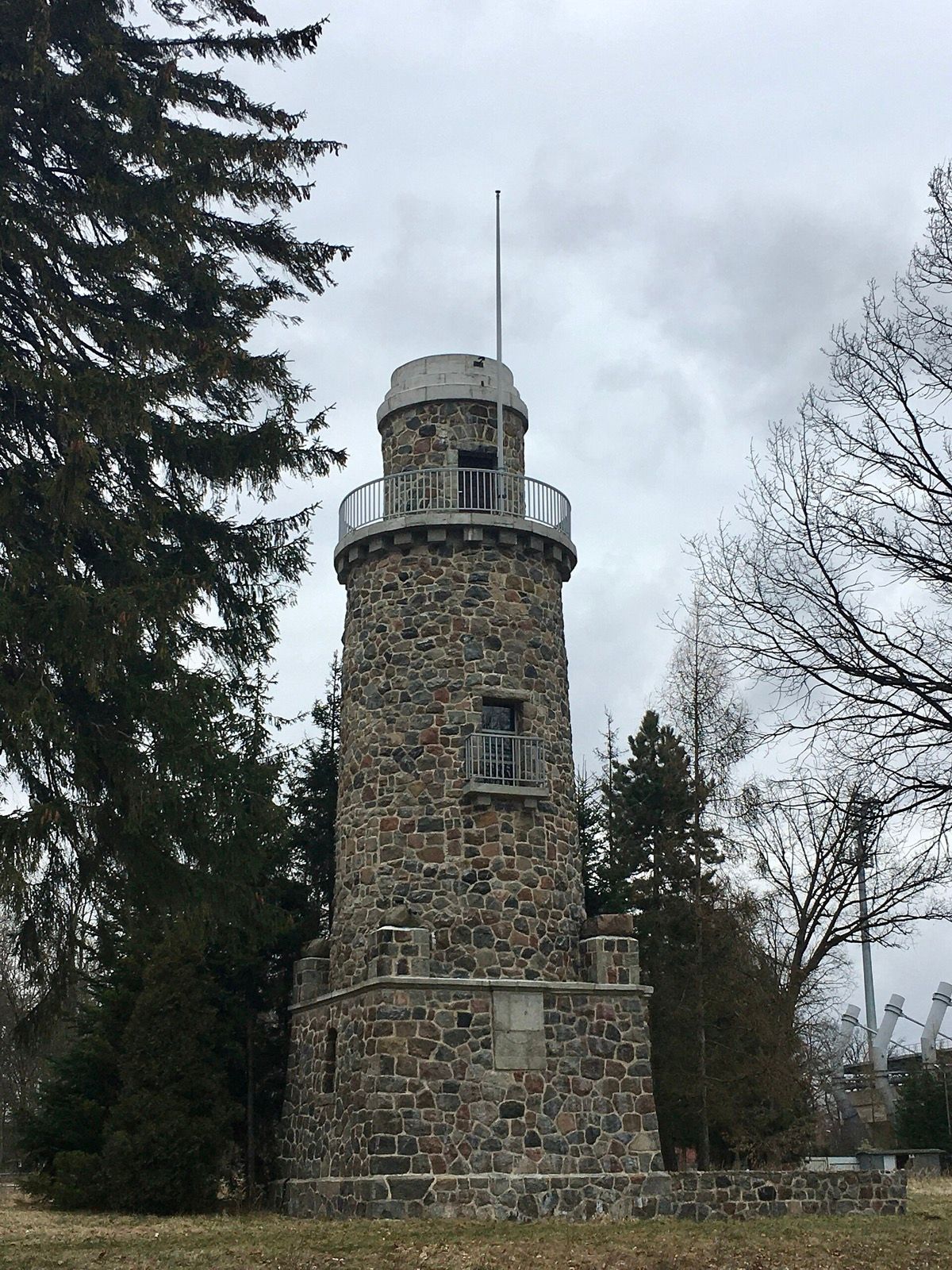 Wieża Bismarcka, atrakcja w pobliżu dworca Ostróda