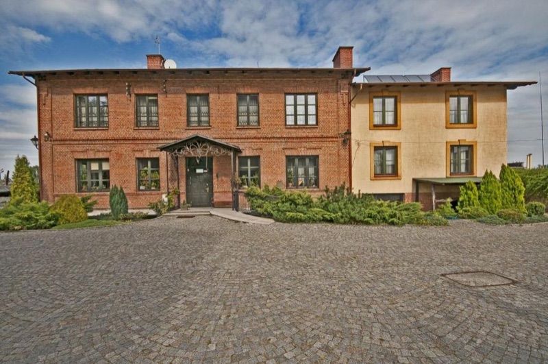 Hotel Restauracja Pod Parowozem, hotel blisko dworca Ostrowiec Świętokrzyski