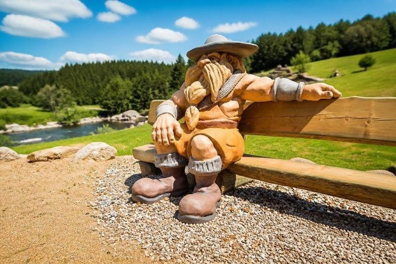 GIGANTEI - Karkonoski Park Ducha Gór, atrakcja w pobliżu dworca Piechowice