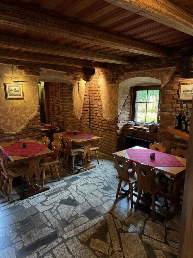 Pizzeria Bolo, okolice dworca Piechowice