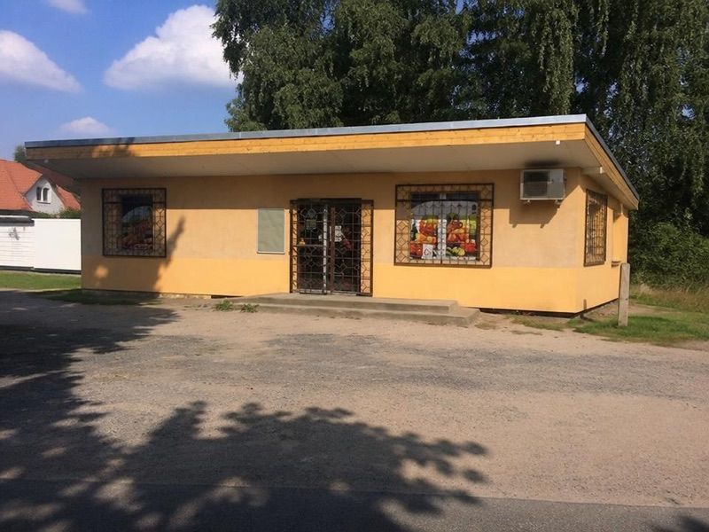 Sklep Lewiatan "MINI-SAM", sklep przy dworcu Piechowice