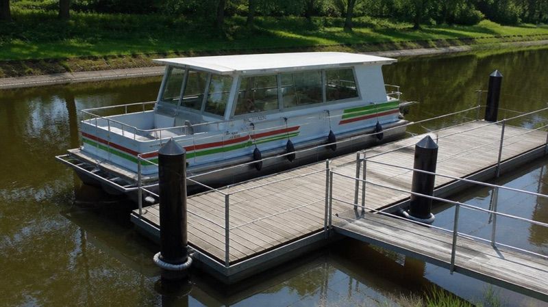 Tramwaj Wodny „GORDALINA”, atrakcja w pobliżu dworca Piła Główna