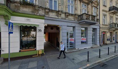 Sklep Żabka, Partner Sylwester Kutalski, sklep przy dworcu Piotrków Trybunalski