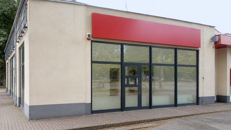 Apteka Społeczna/ Punkt szczepień, sklep przy dworcu Pruszcz Gdański