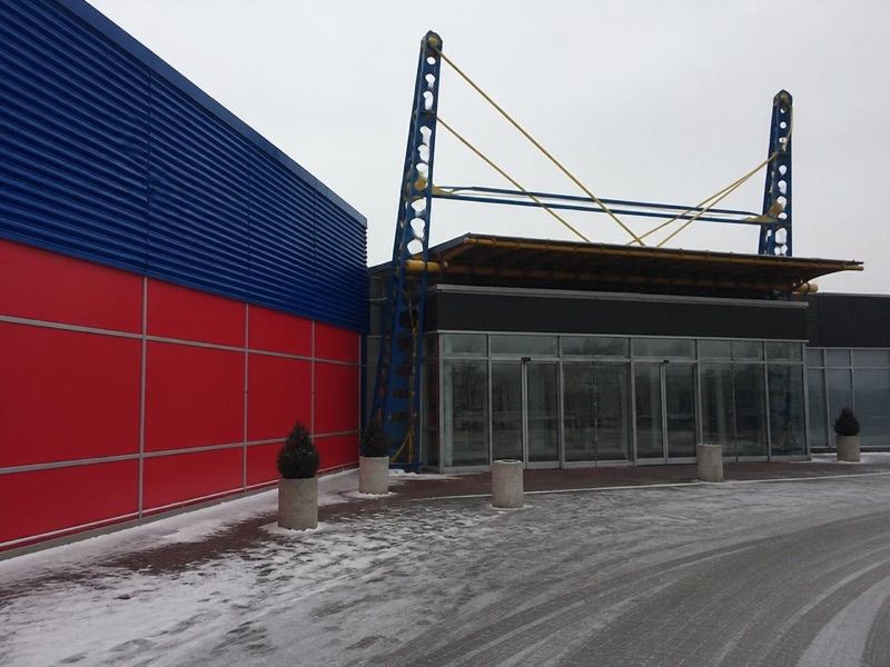 Carrefour Market, sklep przy dworcu Przemyśl Główny