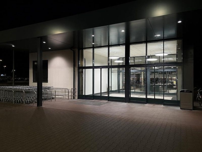 Lidl, sklep przy dworcu Puławy Miasto