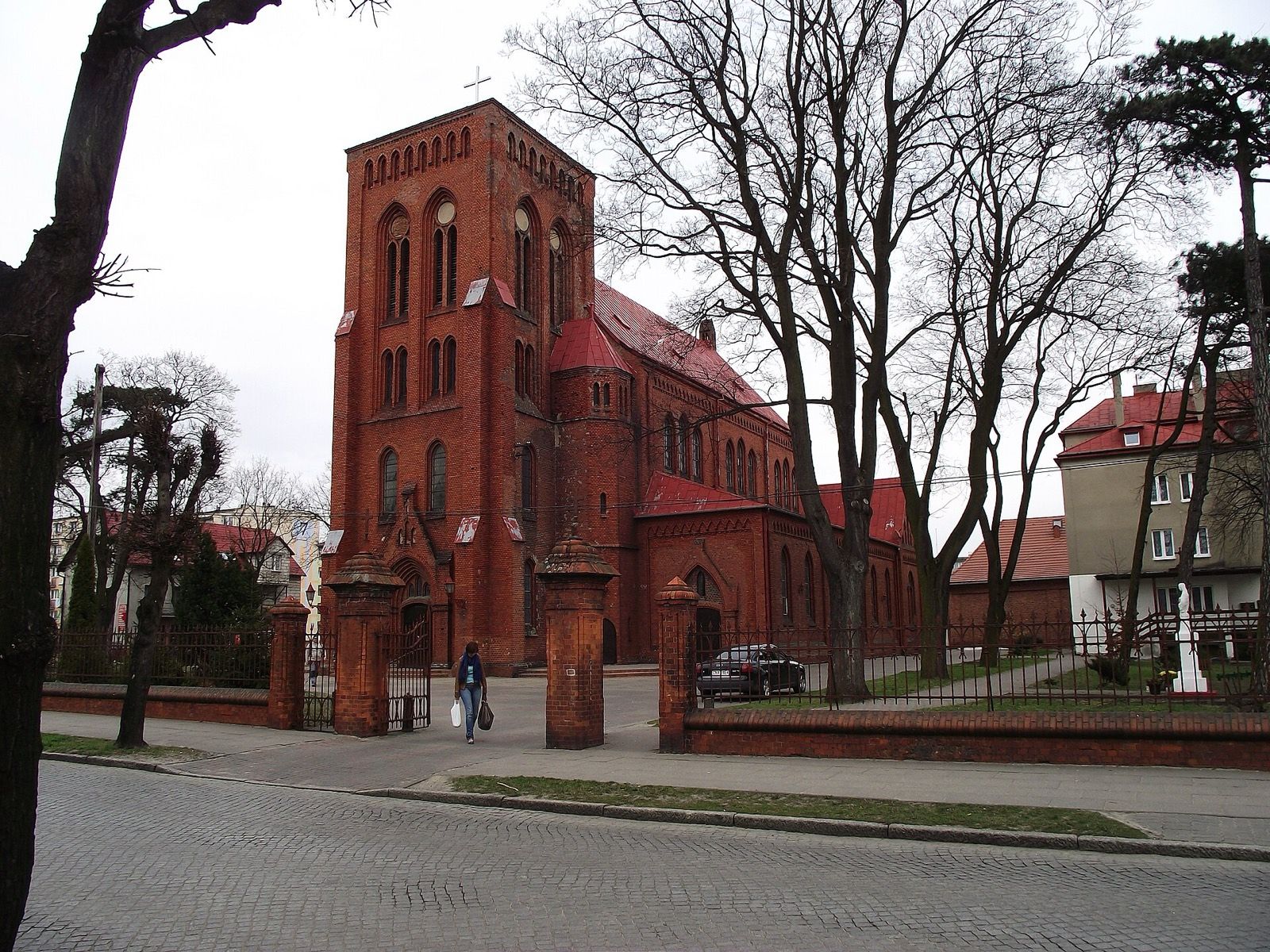 Rzymskokatolicka Parafia pw. Św. Stanisława, atrakcja w pobliżu dworca Pyrzowice Lotnisko