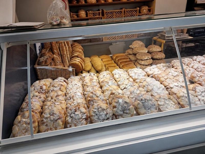 Kiosk piekarnia Bojanów, sklep przy dworcu Racibórz
