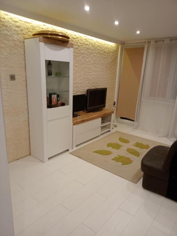 Apartament Ruciane-Nida, hotel blisko dworca Ruciane-Nida