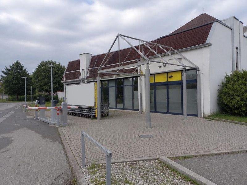 Supermarket BILLA, sklep przy dworcu Žilina Train Station