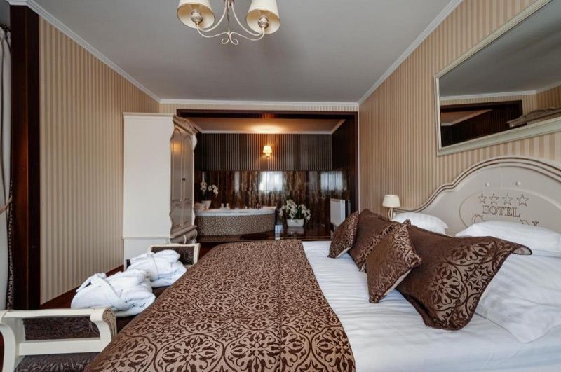 Hotel Chopin Business&SPA, hotel blisko dworca Sochaczew
