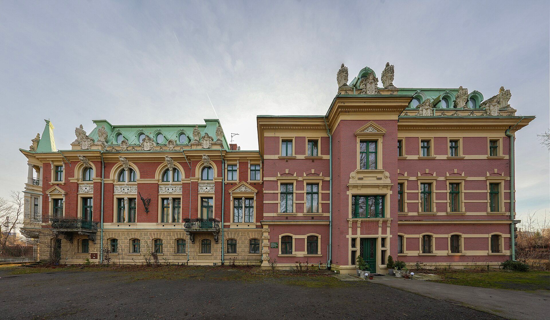 Pałac Dietla, atrakcja w pobliżu dworca Sosnowiec Główny