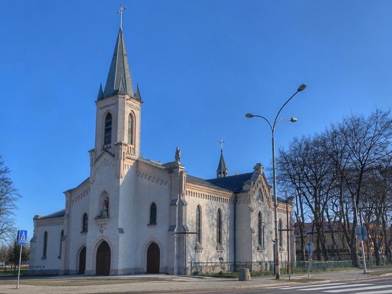 Kościół Rzymskokatolicki pw. św. Barbary, atrakcja w pobliżu dworca Sosnowiec Główny