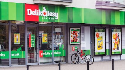 Delikatesy Centrum, sklep przy dworcu Stalowa Wola Centrum