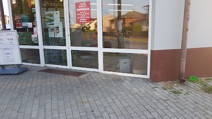 Sklep spożywczy. Społem Powszechna Spółdzielnia Spożywców, sklep przy dworcu Stalowa Wola Rozwadów