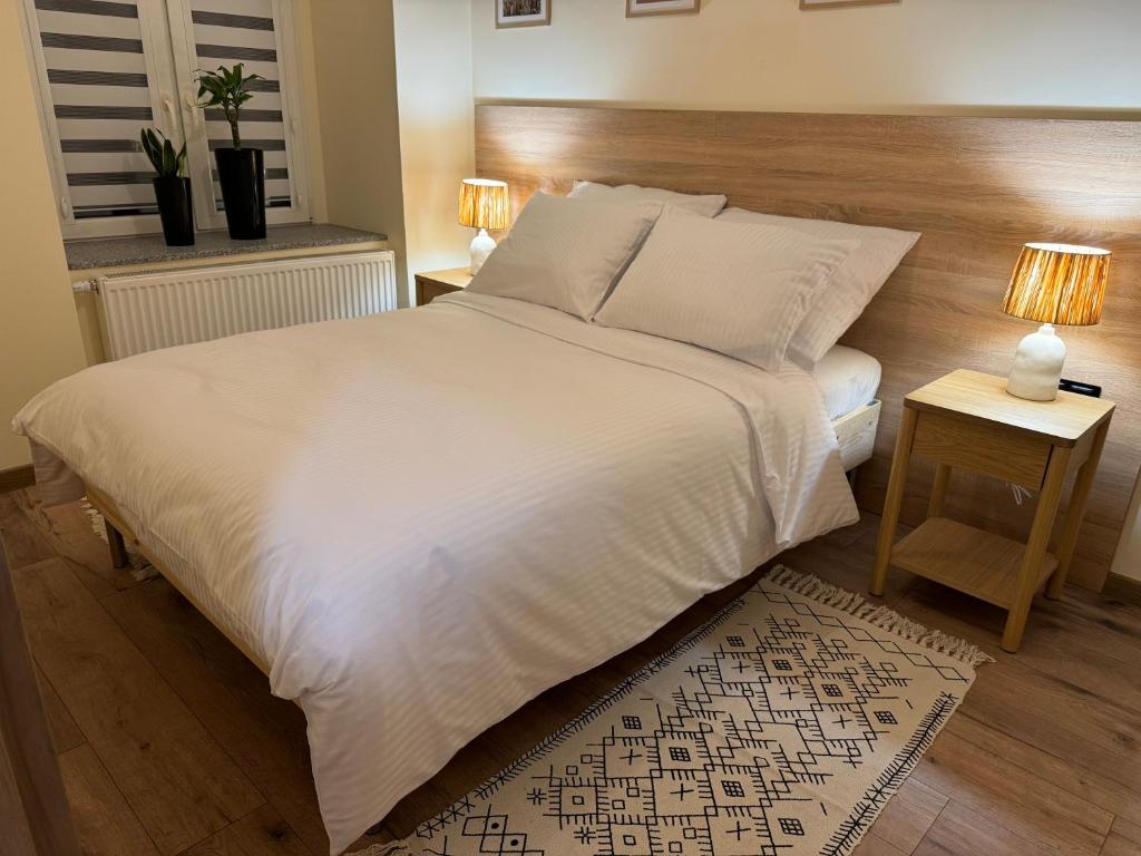 Bastet Apartamenty, nocleg blisko dworca Świdnica Miasto