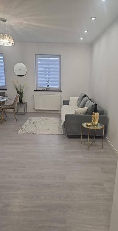 Apartament Piłsudskiego, hotel blisko dworca Świebodzice