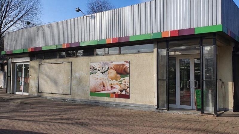 Chata Polska sklep spożywczy, sklep przy dworcu Świebodzice