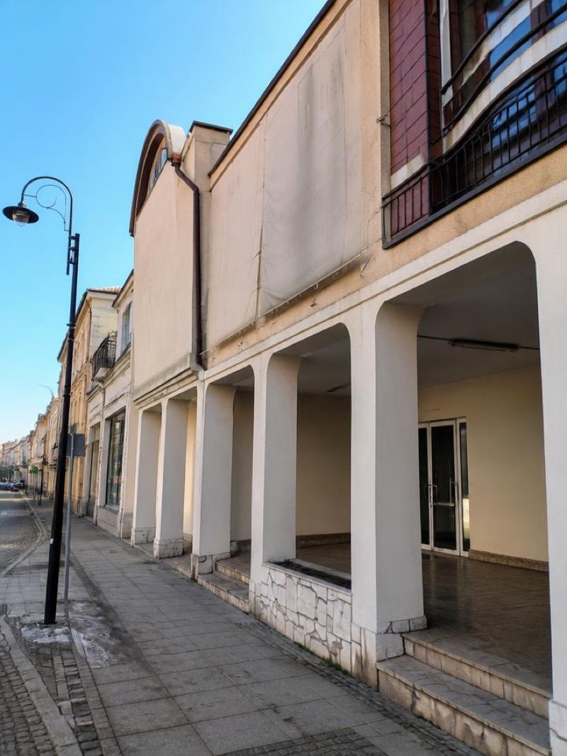 Apteka Centrum Zdrowia / Punkt Szczepień, sklep przy dworcu Szamotuły