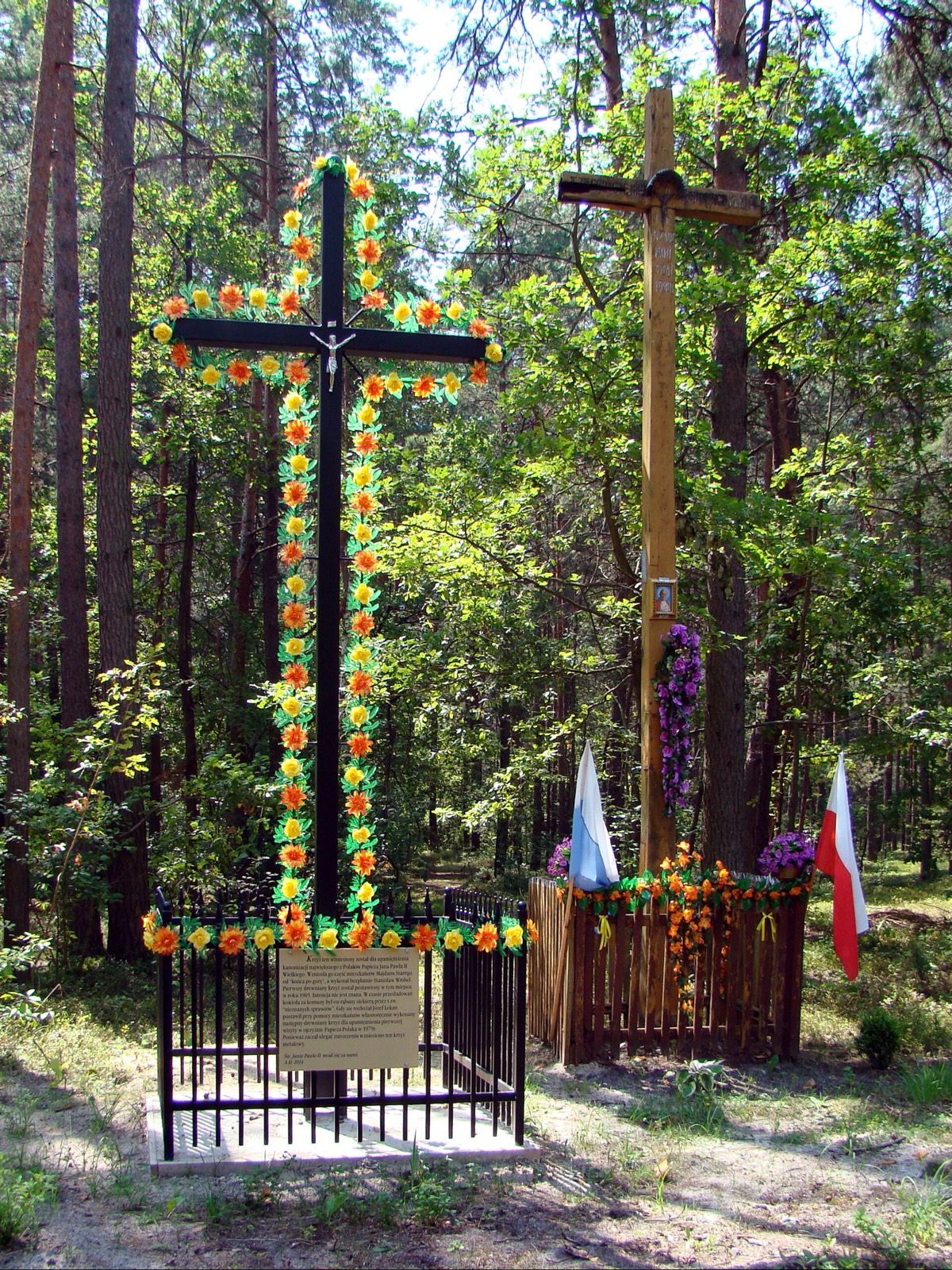 Krzyże przydrożne, atrakcja w pobliżu dworca Terespol