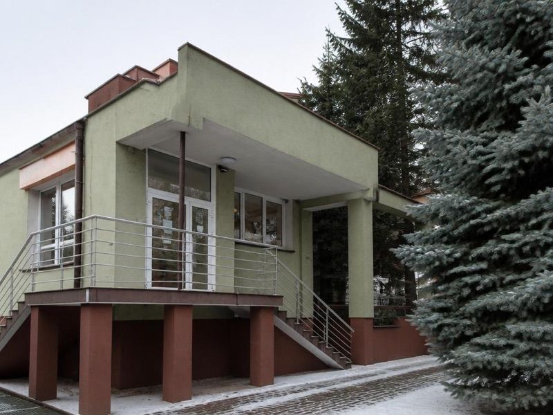 DOZ Apteka Dbam o Zdrowie, sklep przy dworcu Terespol