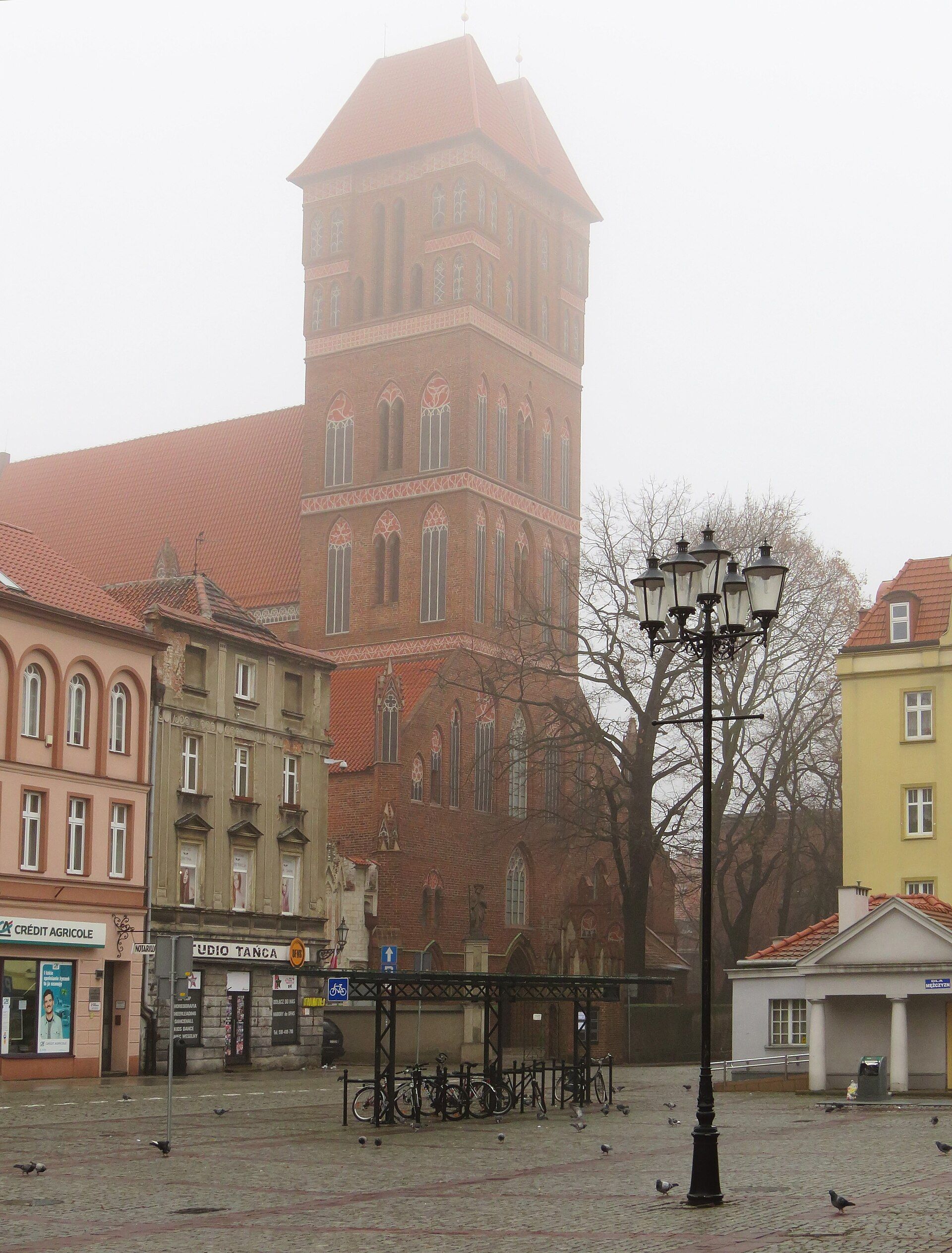 Kościół św. Jakuba w Toruniu, atrakcja w pobliżu dworca Toruń Miasto