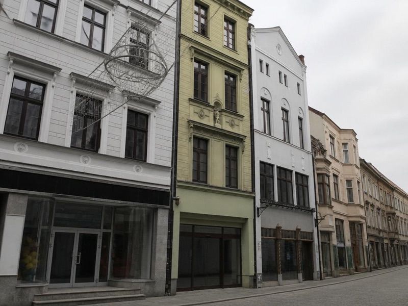 Biedronka, sklep przy dworcu Toruń Miasto
