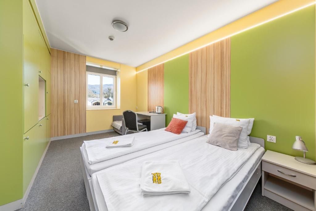 Elemels Planet, hotel blisko dworca Ustroń Polana