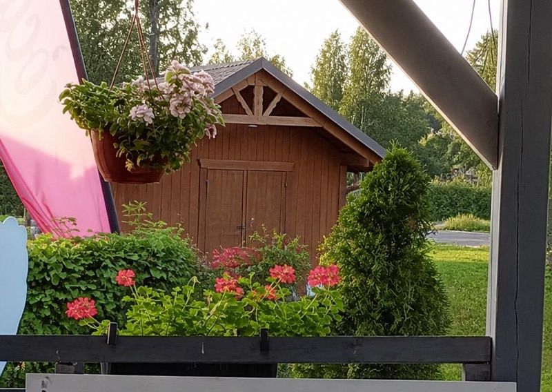Sklep Spożywczo - Monopolowy Marian Granda, sklep przy dworcu Ustroń Polana
