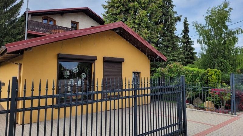 Wanda. Sklep wielobranżowy, sklep przy dworcu Ustroń Polana