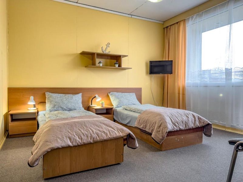 OW KORAL - Wczasy z wyżywieniem, hotel blisko dworca Ustronie Morskie