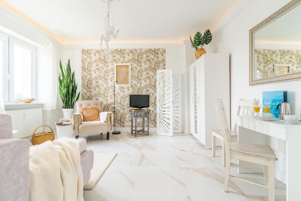 Plac Inwalidów 10 - Aesthetic Apartment by Noclegi Renters, hotel blisko dworca Warszawa Gdańska