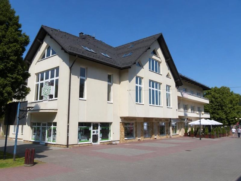 Apteka Molin - Dr n. farm. Paweł Molin, sklep przy dworcu Wisła Uzdrowisko