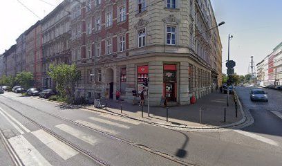 Kawiks, sklep przy dworcu Wrocław Nadodrze