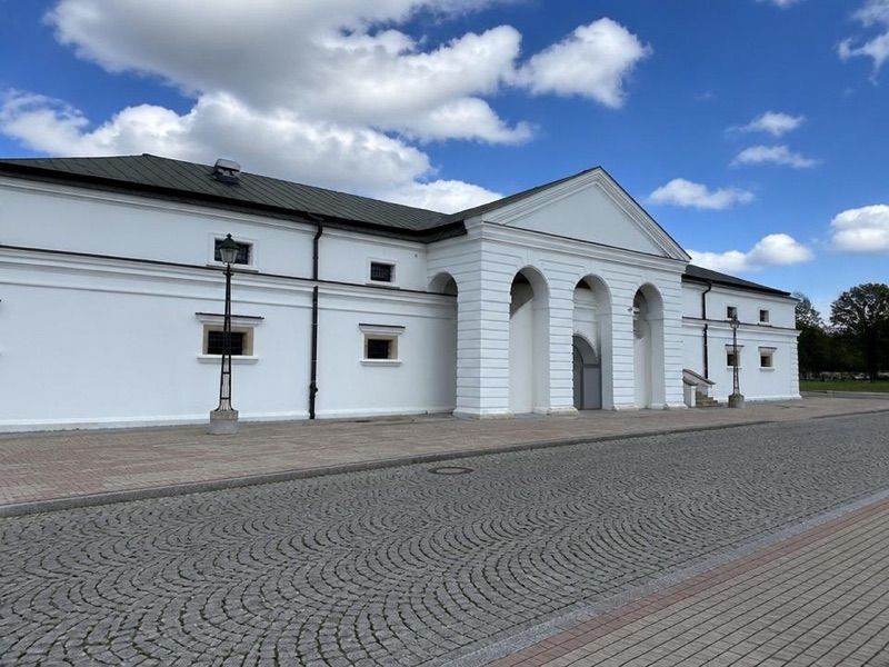 Muzeum Fortyfikacji i Broni Arsenał Oddział Muzeum Zamojskiego, atrakcja w pobliżu dworca Zamość