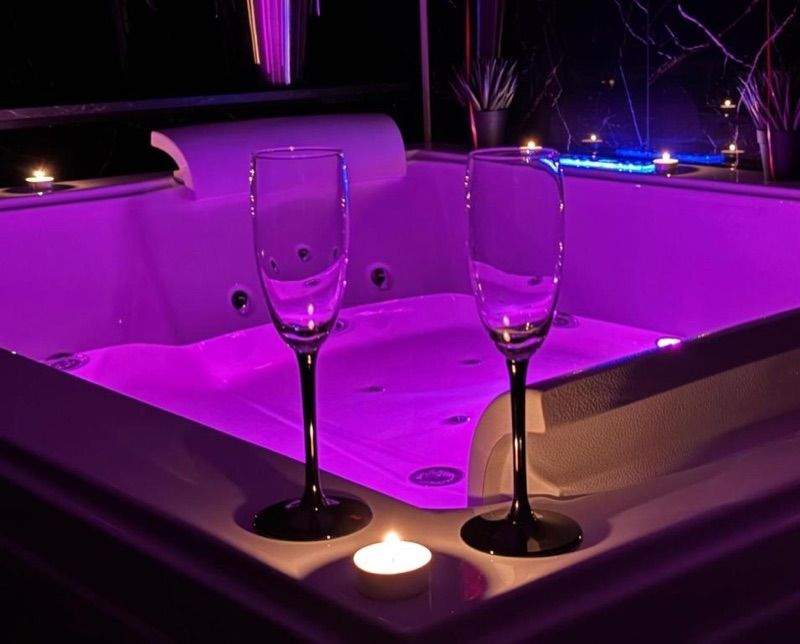 Apartament z Jacuzzi na wyłączność Dolina Baryczy, hotel blisko dworca Żmigród